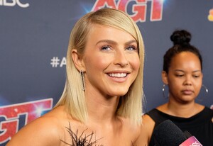        hou040919BZNimage120.jpg