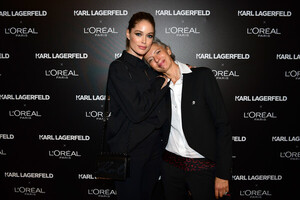 Doutzen+Kroes+karl+Lagerfeld+Karl+Lagerfeld+PlDCxmME8ndl.jpg