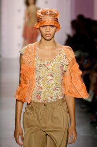 1181826135_AnnaSuiRunwaySeptember2019NewYorkFashiontrW0PkC9J53x.thumb.jpg.eb7e007bcffd77e8a0b5c68c5da3330b.jpg