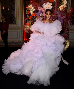 Winnie+Harlow+Harper+BAZAAR+Celebrates+ICONS+s3bpHVovOIZx.jpg