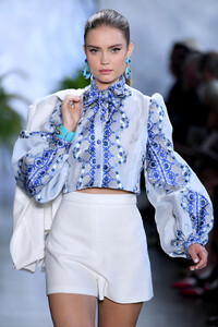 1281499381_DennisBassoRunwaySeptember2019NewYorkxM6TaASIPknx.thumb.jpg.a4935495adb1c29ddd612d3c7dd628d9.jpg