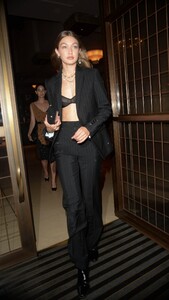       gig160919BZNimage4.jpg