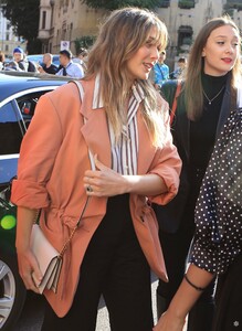      liz210919BZNimage106.jpg