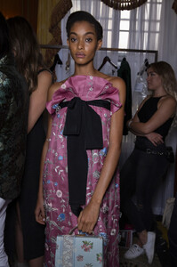 1332343647_BrockCollectionSpring2020Backstageg7qnuaBBHWkx.thumb.jpg.6f67573e48ea10a830d7f6e5a076481a.jpg