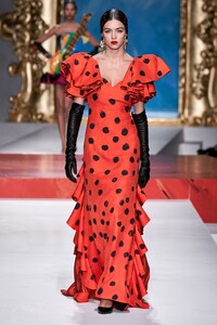 Maria Miguel  Moschino Spring 2020 RTW MFW 1.jpg