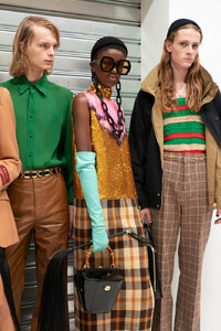 1338564064_GucciSpring2020BackstageGNT3LyKnr1Vx.thumb.jpg.e3d314dca89686b3af05884e710a18a3.jpg