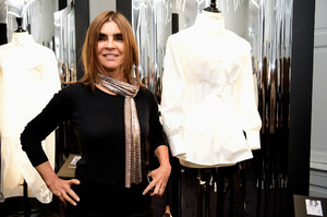 Carine+Roitfeld+Karl+Lagerfeld+Exhibition+EF6mHU8CnS_x.jpg