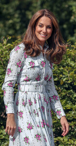 Kate+Middleton+Duchess+Cambridge+Attends+Back+igNkLKEKcxAx.jpg