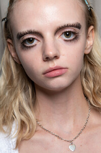 1411822862_GucciSpring2020BackstagevSgVhkXvhY6x.thumb.jpg.59516a30102dc850bd2432c4d3cc532d.jpg
