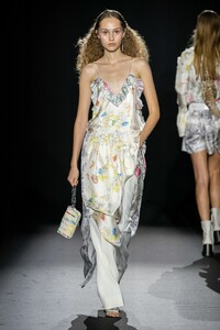Michelle Gutknecht Zadig & Voltaire Spring 2020 RTW PFW 1.jpg