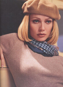 Faye Dunaway - Bonnie and Clyde3.jpg