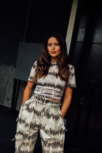 1421532231_emilydidonato.thumb.jpg.56bef10e1a17671e1a29ff45306b3dc7.jpg