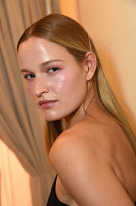 143471858_StaudBackstageSeptember2019NewYorkFashionvW2i8XrQCN6x.thumb.jpg.606b57135e546a6b6d1cb96d33392ee8.jpg