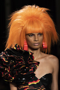 1439750378_JeremyScottSpring2020Details-bloAulQP3wx.thumb.jpg.22ff0c7b8012afc4cf0701ac4cfdbcbc.jpg