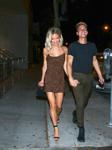 Kristin+Cavallari+outside+Craig+Restaurant+7Il5O0nazu1x.jpg