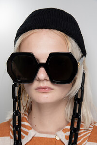 1459160012_GucciSpring2020BackstageMcirgmZCQ7zx.thumb.jpg.33993063bf4ce328441623500dd4f031.jpg