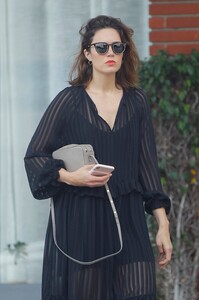       moo180919BZNimage8.jpg