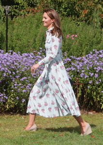 Kate+Middleton+Duchess+Cambridge+Attends+Back+SCj8O3REbZ8x.jpg
