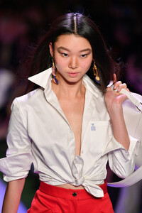 1562882382_BrandonMaxwellRunwaySeptember2019NewKGQG2EyOyKRx.thumb.jpg.b0d386cbf61da4f7300e9ce763924a3d.jpg