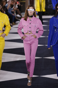 1569591912836814-Balmain-primavera-estate-2020-Lofficielitalia0038.thumb.JPG.851dc7015424baf2a1187a0bcb342469.JPG