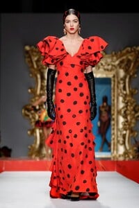 Maria Miguel  Moschino Spring 2020 RTW MFW 2.jpg