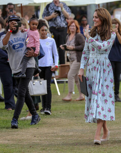 Kate+Middleton+Duchess+Cambridge+Attends+Back+e9oqe8M6Pg6x.jpg