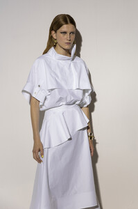 1611233549_3.1PhillipLimSpring2020BackstagehJXcg2XNC1Mx.thumb.jpg.93a8d32803523cc6b5ee848e388cc95c.jpg