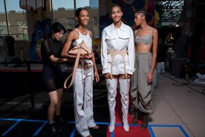 1616116021_dion-lee-bks-g-rs20-4031(1).thumb.jpg.23a0c6e0bcdde5155665a5d57c9b9e1c.jpg