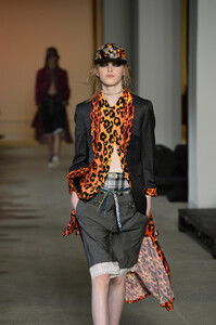 1662499090_R13RunwaySeptember2019NewYorkFashionsftZ7SdMCBdx.thumb.jpg.501ecf0538d6d1eaba9622cce6794916.jpg
