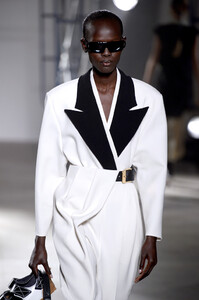 1676937673_ProenzaSchoulerRunwaySeptember2019New8n8nb3QHpR7x.thumb.jpg.d47ac7e45f3cd13d356edb9b47ce0b9c.jpg