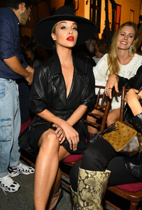 Jasmin+Sanders+TOMMYNOW+New+York+Fall+2019+rk50zvDIvLGx.jpg