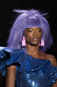 1714511094_JeremyScottSpring2020Detailse4lSf-_u5Wax.thumb.jpg.c95f37a300df74e05c9d09e7a79717d9.jpg