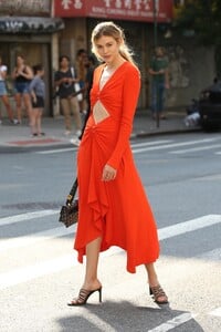 lee130919BZNimage1.jpg