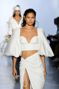 1735441594_PrabalGurungRunwaySeptember2019NewYorkY4ZPICxJPVGx.thumb.jpg.164e053e64218a9de12c5e59aaf8d967.jpg