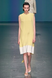 Sofia Steinberg Hugo Boss Spring 2020 RTW MFW 2.jpg