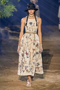 Nikki Vonsee Christian Dior Spring 2020 RTW PFW 1.jpg