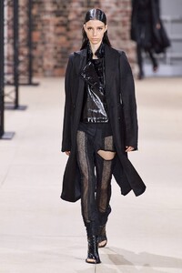 1764734146_Manuela2.thumb.jpg.8e3970ef632aa6f947864dcbbfd7d8c9.jpg