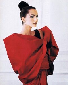 1810267598_ralphlauren1988bybruceweber01.thumb.jpg.e56533b325623bfda1fd09d5f562c8bf.jpg