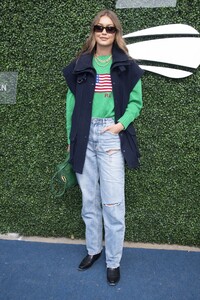        uso070919BZNimage1004.jpg