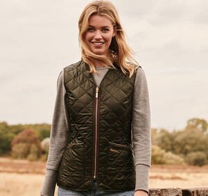 Hannah Cooper - barbour_6.jpg