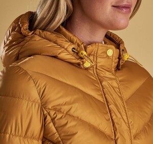 Hannah Cooper - barbour_50.jpg