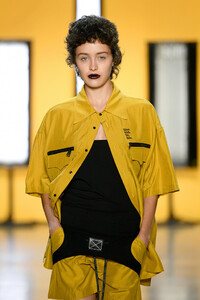 1883613591_DirtyPineappleRunwaySeptember2019NewZmCTVVC-CgMx.thumb.jpg.99e302fc68af0baf2b973d18231237cd.jpg
