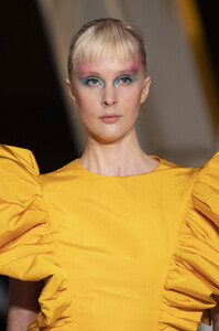 1896582315_ChristianSirianoSpring2020DetailsS5CuDC26rrPx.thumb.jpg.31065c46e6230ef7b40d5e3c518e6984.jpg