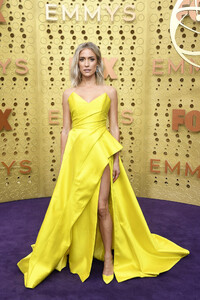 Kristin+Cavallari+71st+Emmy+Awards+Arrivals+qn_aMXqfQONx.jpg