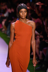 1971712290_BrandonMaxwellRunwaySeptember2019NewdzwdQ1KZhFNx.thumb.jpg.074146339c1512e5676aa5226ed75ecc.jpg