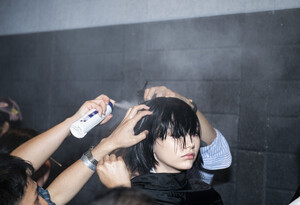 2001611635_R13BackstageSeptember2019NewYorkFashionVn2mMvWkduix.thumb.jpg.64a39a9247b56502c287133c9a420dc9.jpg