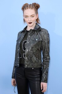        lar120919BZNimage104.jpg