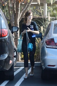       zoe170919BZNimage6.jpg