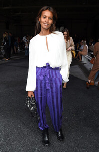 3+1+Phillip+Lim+Front+Row+September+2019+New+EXMnz-MTIp3x.jpg