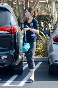       zoe170919BZNimage8.jpg